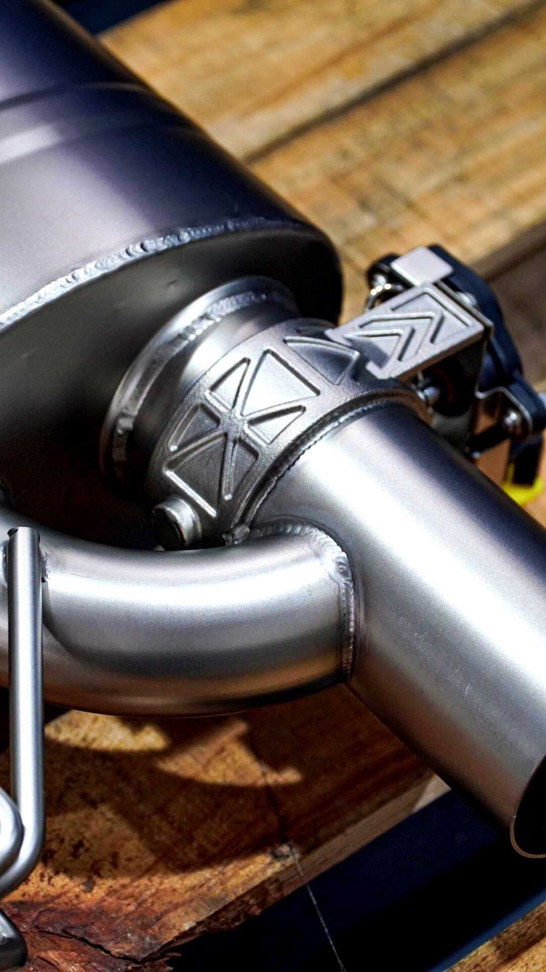 G01 X3 - B48 - Image 3